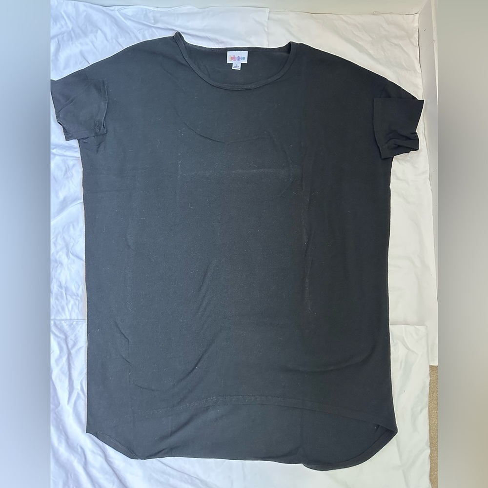Solid Black (Noir) LuLaRoe Irma - Size Small